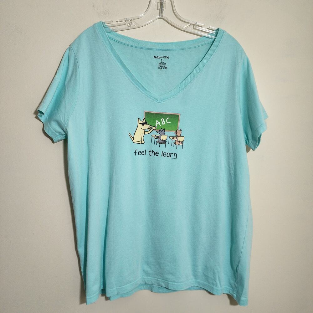 Teddy the Dog Feel the learn teachers graphic vneck short sleeve tshirt woman 16